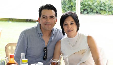 Álvaro Ortiz y Silvia Noriega .