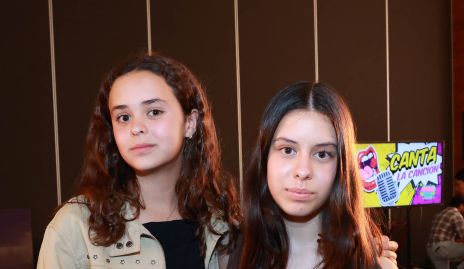  Natalia y Luciana.