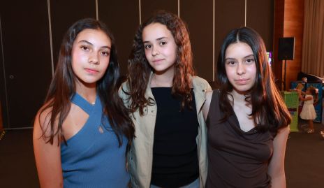  Sofía Romo, Natalia y Luciana.