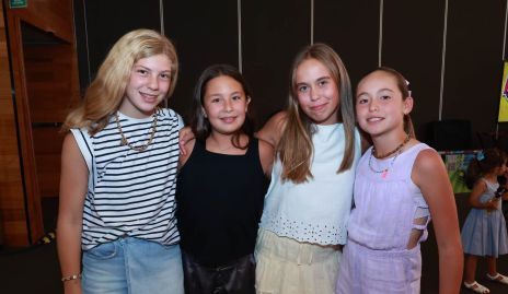  Primas Abud, Elena, Emilia, Hanni y Álika.