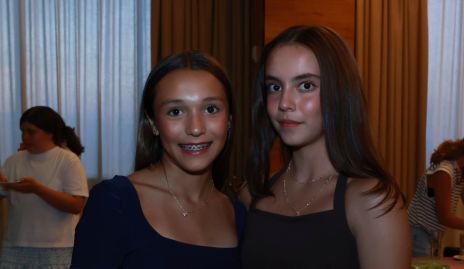  Sofía Stevens y Maya Vázquez .
