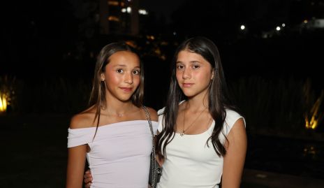  Sofía y Ana Pao.