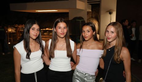  Ana Pao, Alexia, Sofía y Miranda.