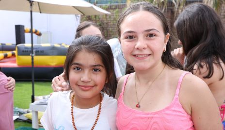  Isabella y Maríaemilia.