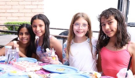  Karime, Sara, Chío y Valeria.