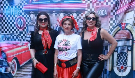  Roxana Robledo, Delia Vázquez y Lucía Zarsoza.