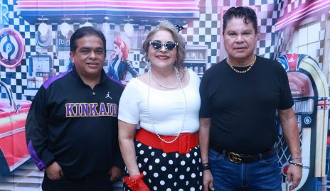  Juan José, Leticia López y Pepe Longoria.