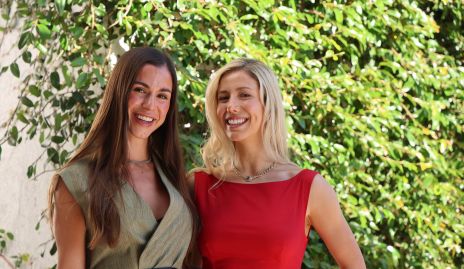  Nicole Touche e Ivanna González.