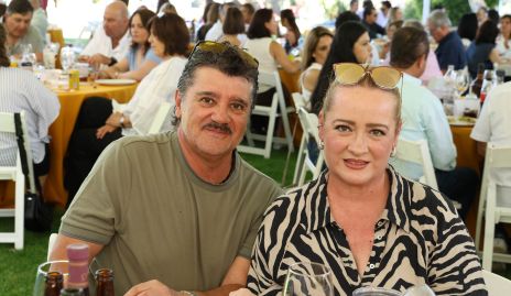  Ricardo Torres y Angélica Díaz.