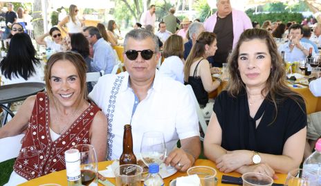 Ylenia Rodríguez, Luis Arturo Estrada y Beatriz Canseco.