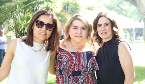  Lorena Torres, Carmenchu y Ana Paula Gutiérrez.