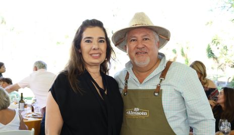  Beatriz Canseco y Guillermo Báez.
