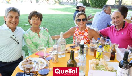  Julio Castello, Mercedes Muñiz, Marta Elena Muñiz y Fernando López.