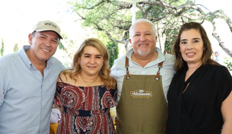  Roberto, Carmenchu, Guillermo Báez y Beatriz Canseco.