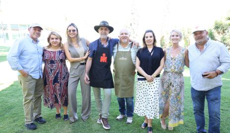  Roberto, Carmenchu, Francine Coulon, Caly Hinojosa, Guillermo Báez, Beatriz Canseco, Güera Valle y Toño Lozano.