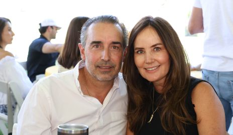  Alejandro Elizondo y Paulina Quiroz.