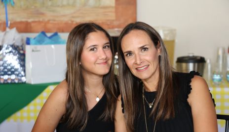  Alexa Calzada y Blanca Salas.