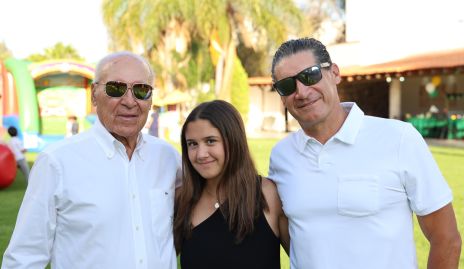  3 generaciones Amadeo, Alexia y Amadeo Calzada.