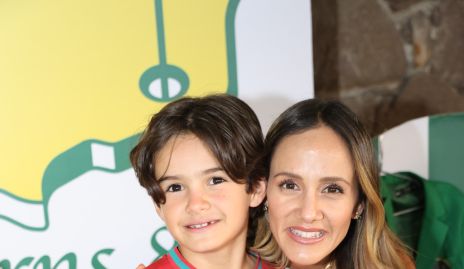  Amadeo Calzada y Alejandra Salas.