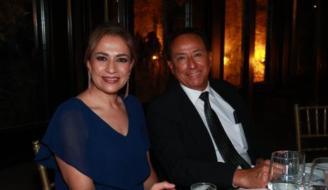  Leticia y Jorge Navarro.