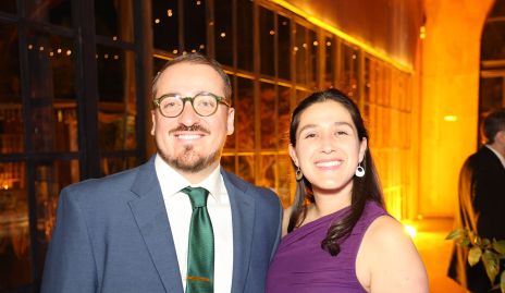  David Cano y Pamela Anderson.