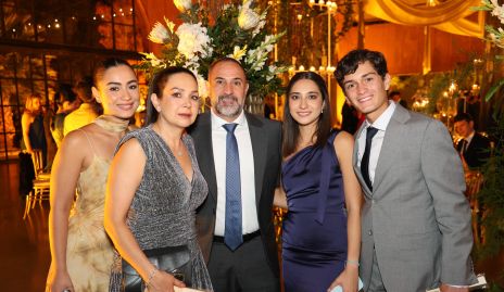  Valentina Alcalá, Amanda Plasencia, Paco Alcalá, Isabel y Emilio Alcalá.