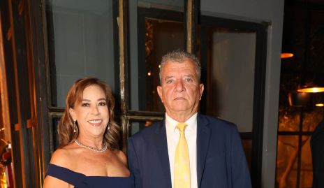  Elena Ríos y Benjamín Orozco.