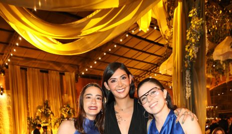  Paloma Enríquez, Andrea Flores y Mariana Medina.