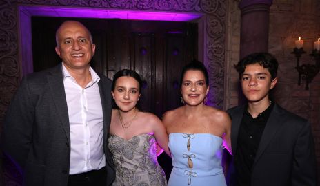  Familia Sarquis Suárez.