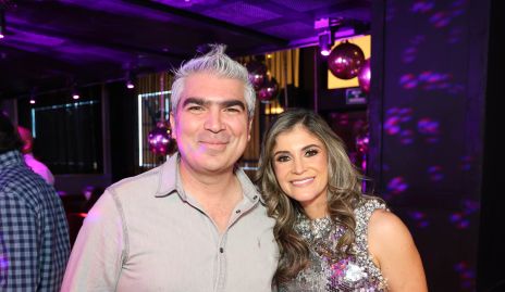  Manuel Villanueva y Montse García.