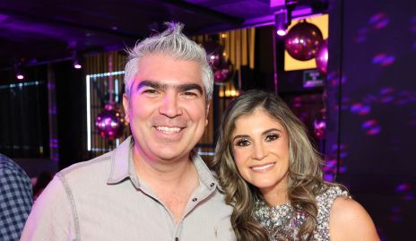  Manuel Villanueva y Montse García.