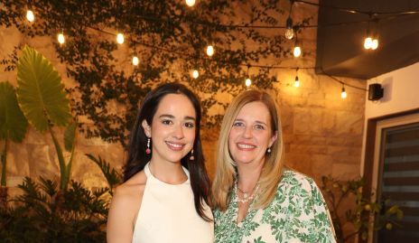  Ivanna Martínez y Ana María González.