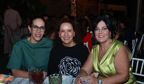 Cecilia Martínez, Sandra Burgos y Lourdes Del Valle.