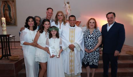  Mari Carmen Dip, Jaime Somohano, Gloria Enríquez, José Luis Cerecedo, Max de Alba, Danaé Enríquez, Máxima de Alba y Catalina de Alba.