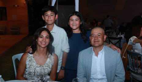  Fabián Lomas, Marta del Río, Emilio Lomas y Luciana Lomas.