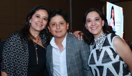  Vero Guerra, Alejandro Espinosa y Rosy Guerra.