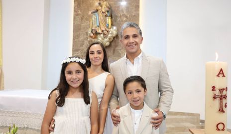  Karina Olvera, Jorge Moreno, Ana Sofía y Jorge Moreno.