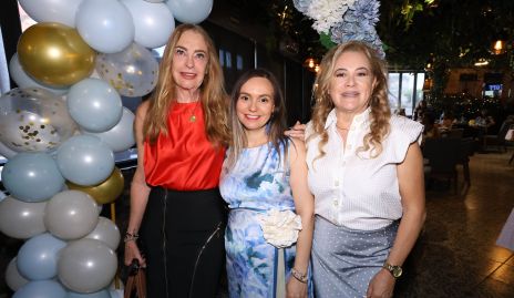  Maru Olaya, Montse Reyes y Lupita Díaz.