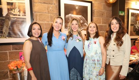  Andrea Meza, Nayelli García, Italia Fuentes, Rita Santillán y Montse de la Vega.