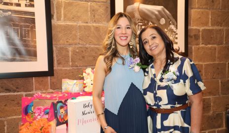  Italia Fuentes y Lupita Jasso.