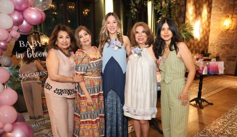  Rosy Cabrera, Vero Izaguirre, Italia Fuentes, Natalia Fuentes, Lulú Cabrera y María José Cabrera.