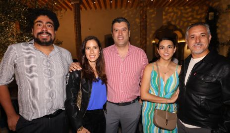  Jesús, May Chávez, Juan Carlos Herrera, Silvana y Bumen.