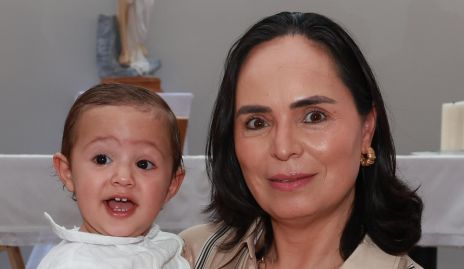 Angélica Díaz Infante con su sobrino Alonso Martínez Saiz.