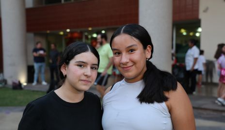  Lourdes y Valentina.
