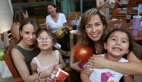  Sofía, Lucía, Michelle y Paulina.