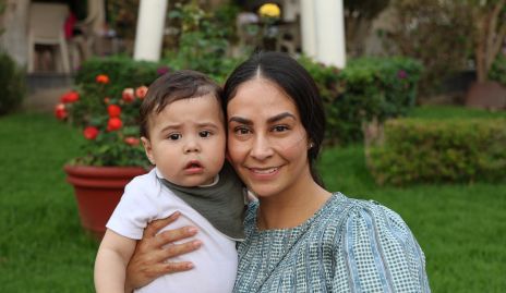 Daniela Torres y Santi.