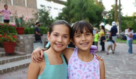  Isa Garza y Renata Cordero.