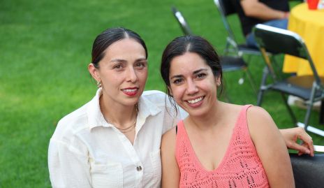   Lucía Beltrán y Carolina Morales.