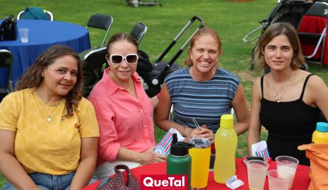  Tania Cabañillas, Xitlali Rivas, Elisa Vilet y Gaby Flores.