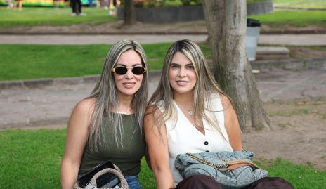  Elizabeth y Mariana Berrones.